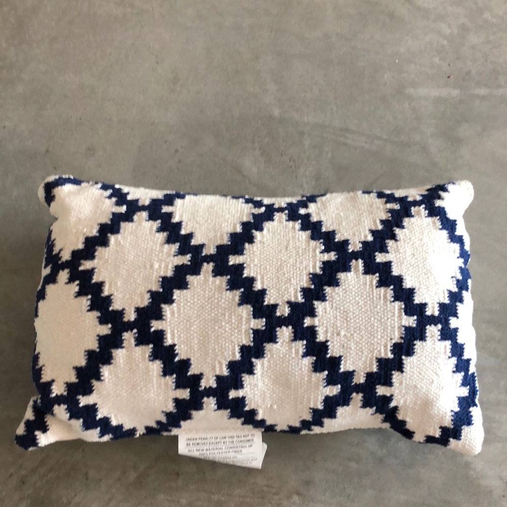 12x18 lumbar pillow
